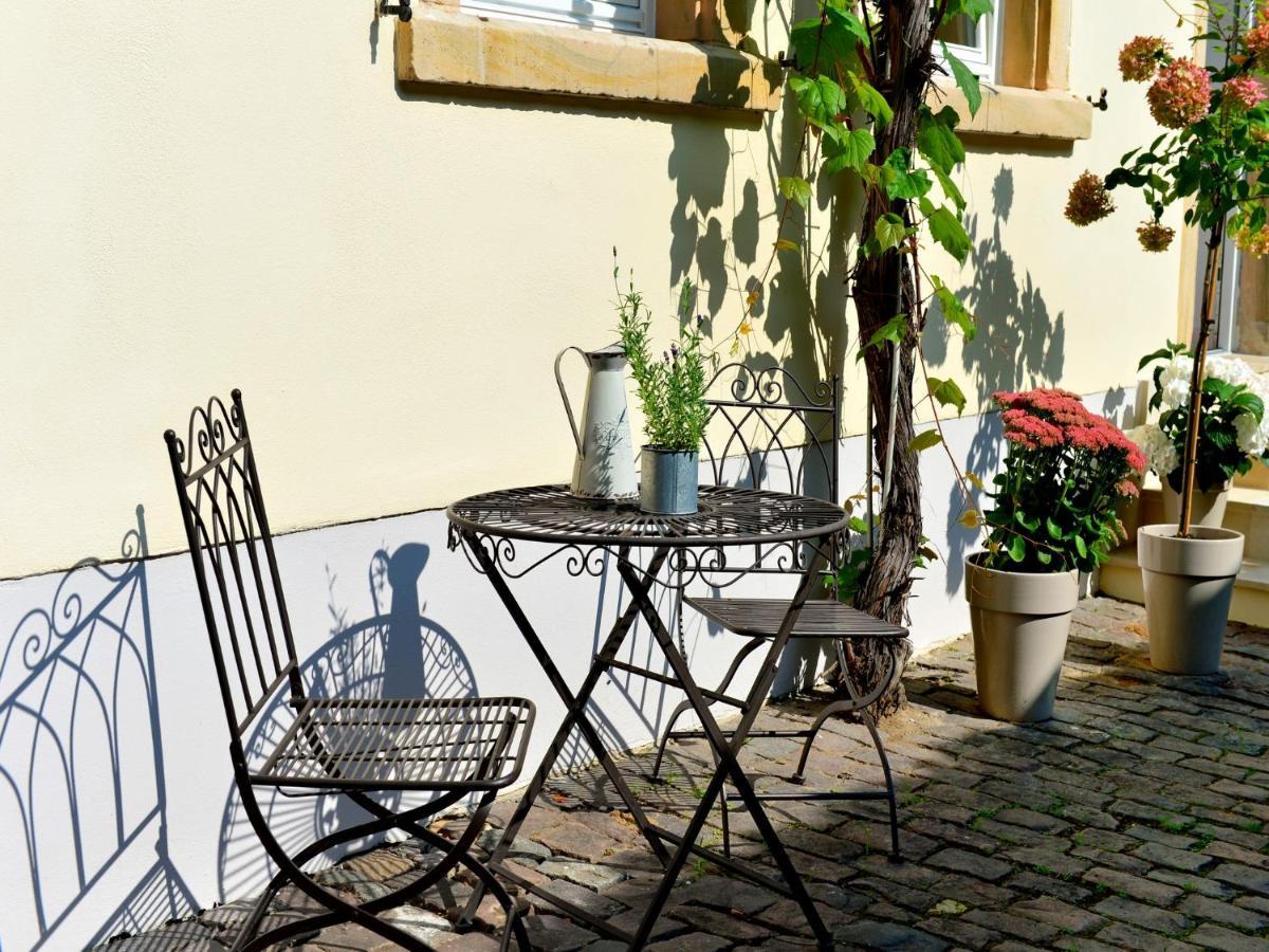 Gastehaus & Weingut Gehrig Hotel Weisenheim am Sand Exterior foto